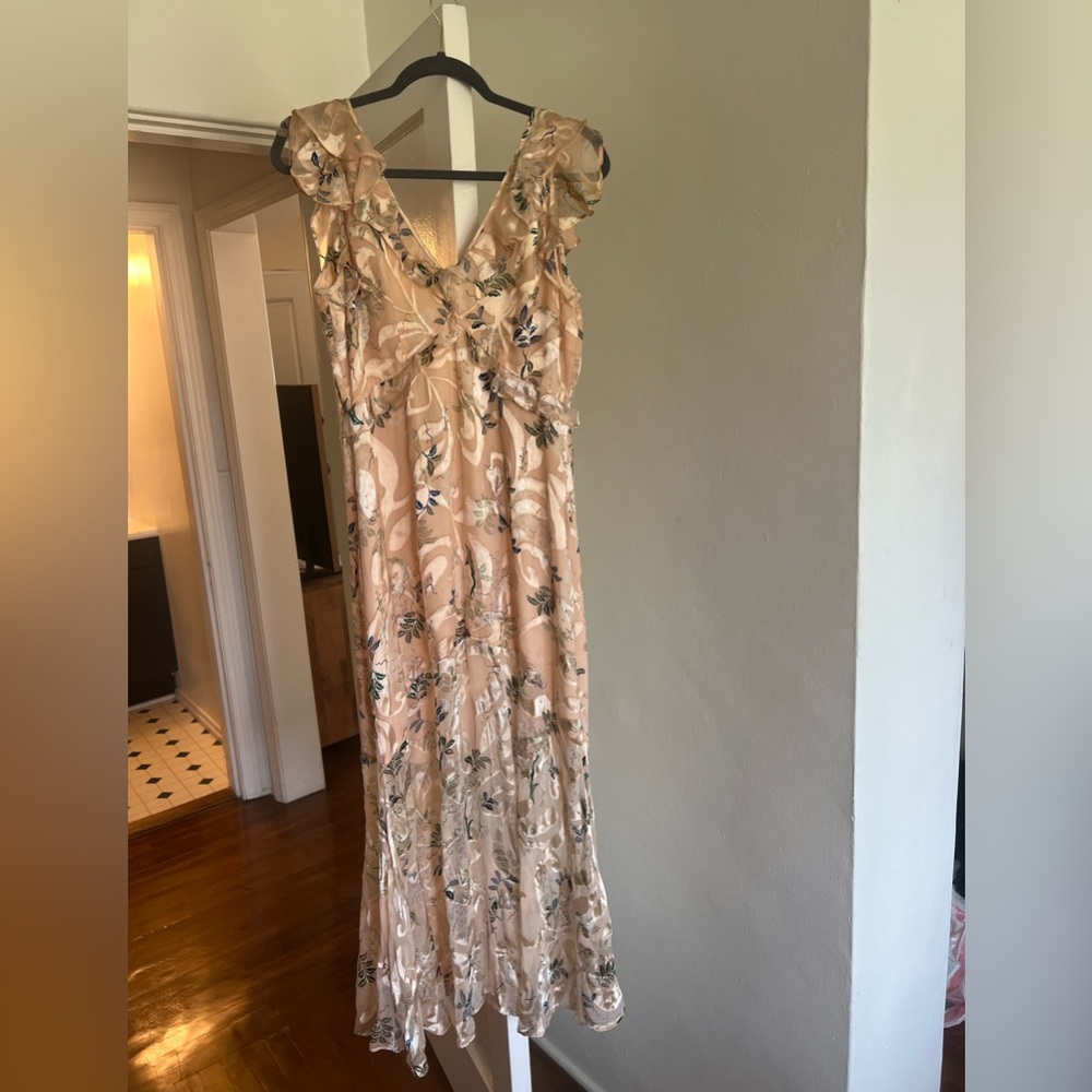 Reiss Leila Burnout Dress in Blush, Size 6.
